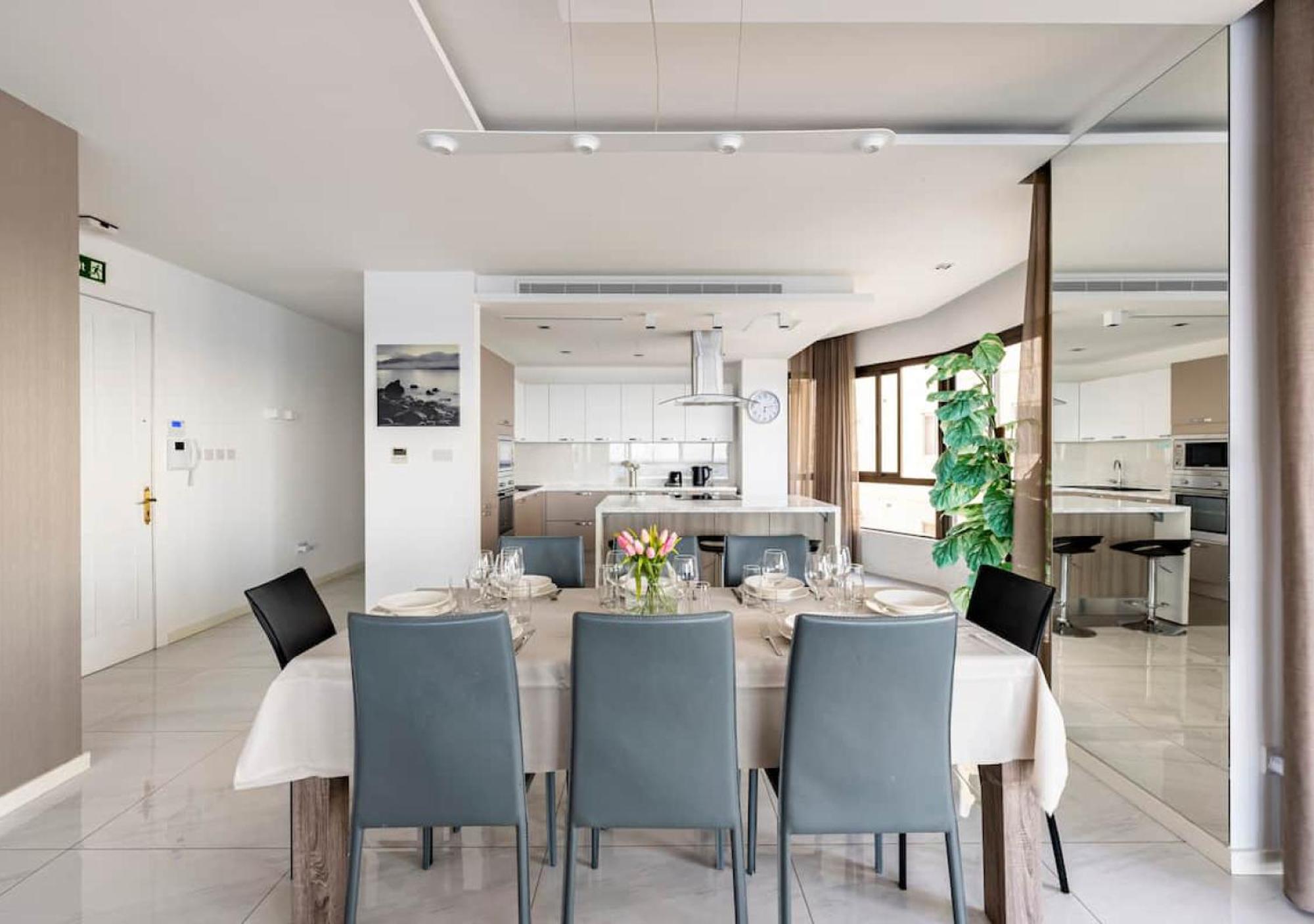 Sea View Luxury Haven Living & 3Bedrooms Seafront Sliema Exteriör bild